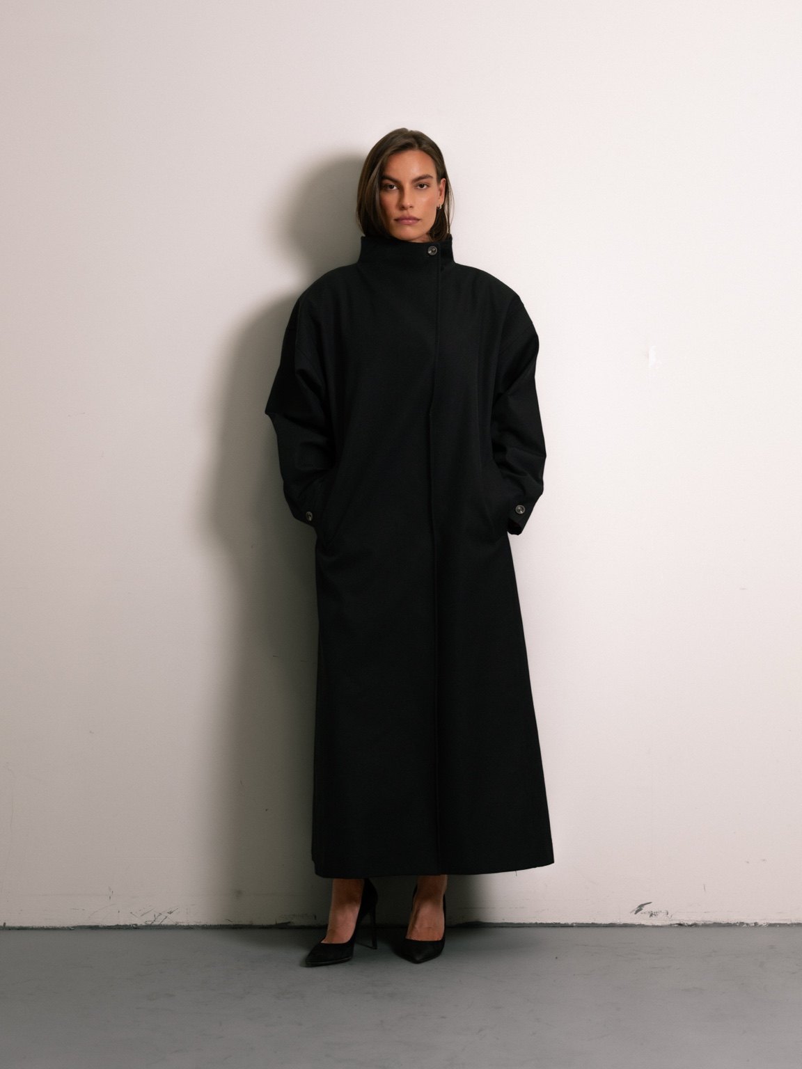 The Valen Trench Coat - Black