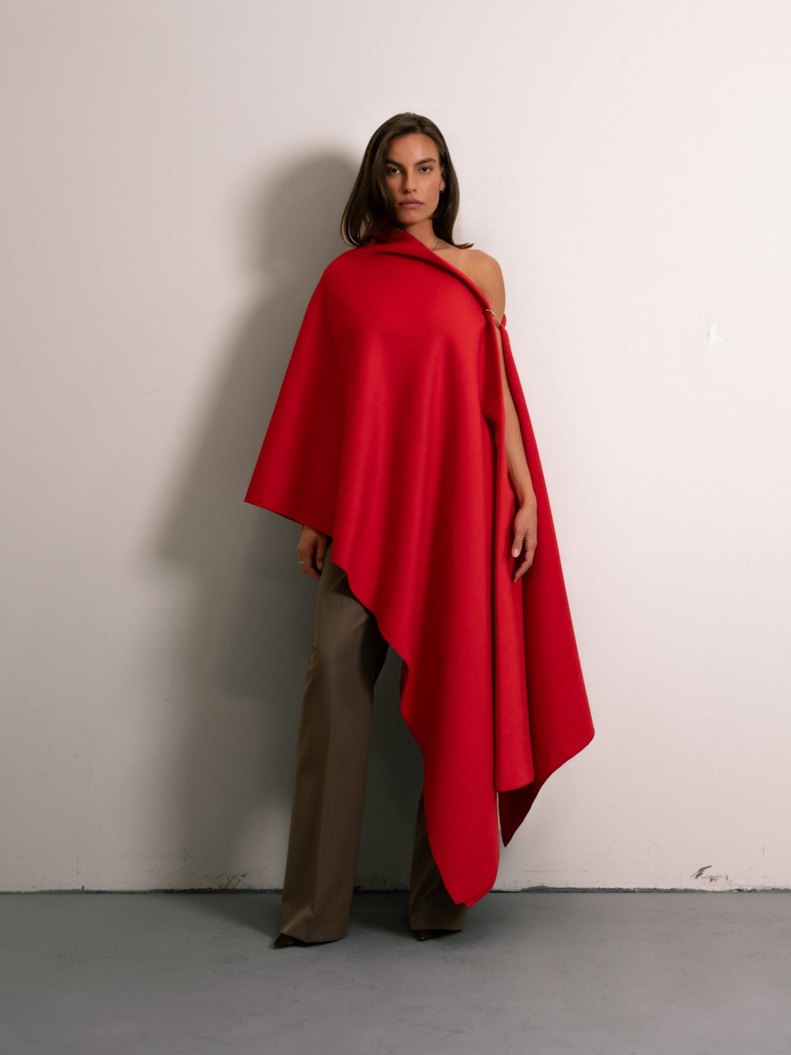 The Aurela Cape - Red